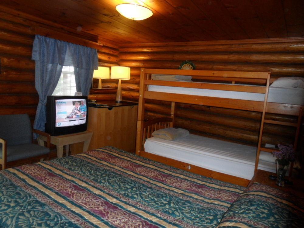 Seven Dwarfs Motel & Cabins Lake George Exteriér fotografie